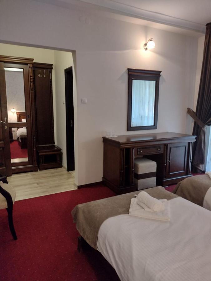 Pensiunea Steinhaus Slănic-Moldova Exteriör bild