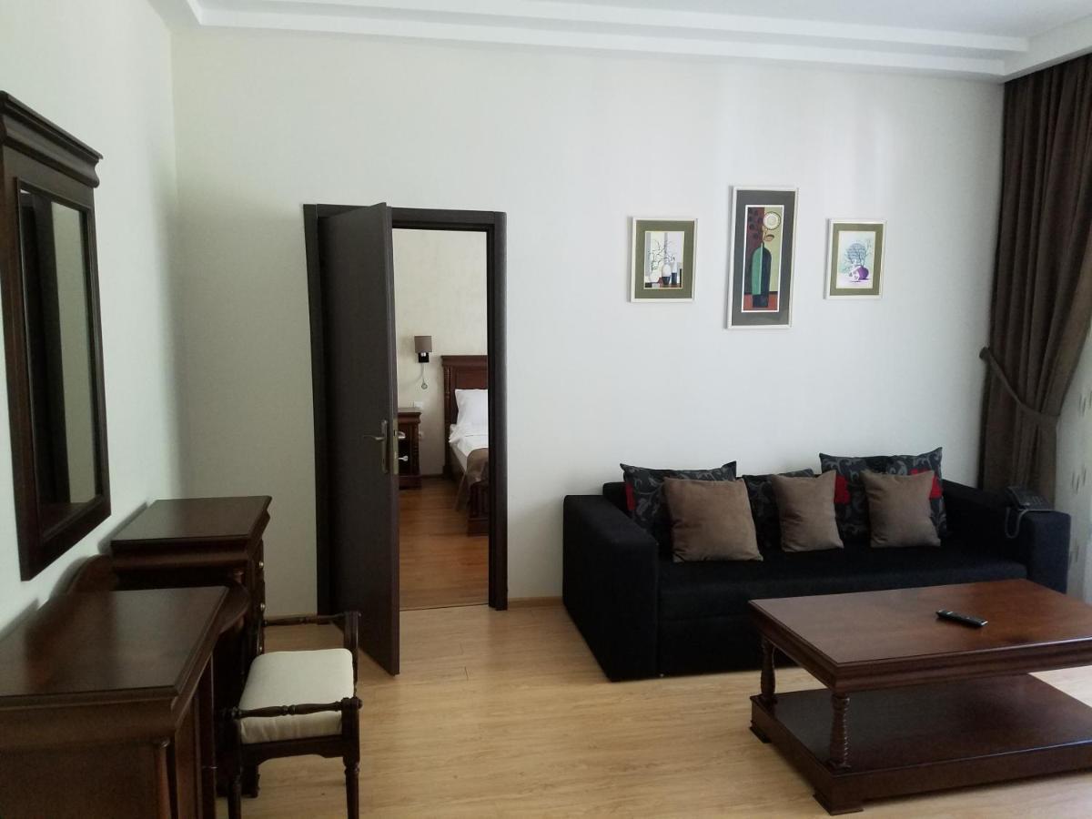 Pensiunea Steinhaus Slănic-Moldova Exteriör bild
